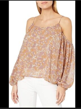 Astr Floral Cold-Shoulder Tunic in Dusty Rose and Mustard